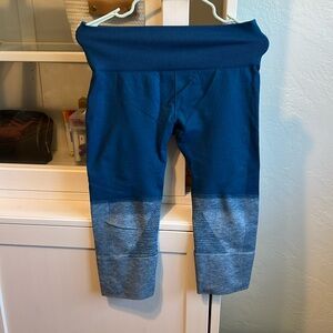 Lululemon (8) high compression crop